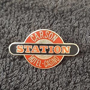 Vtg CARSON STATION HOTEL CASINO Lapel Pin NV